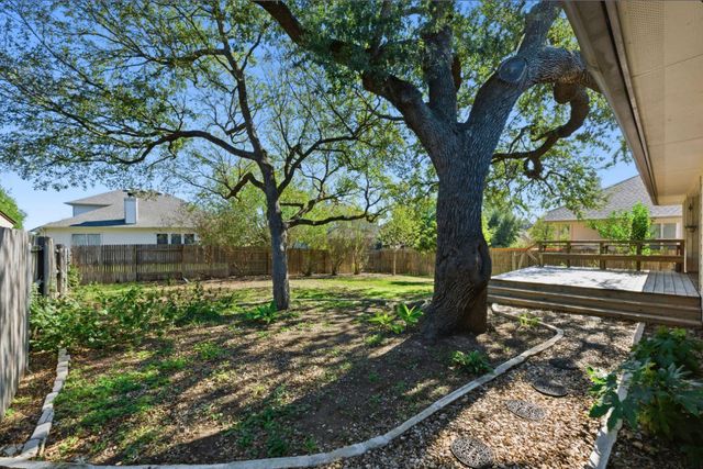 150 Saint Richie LN, Austin, TX 78737