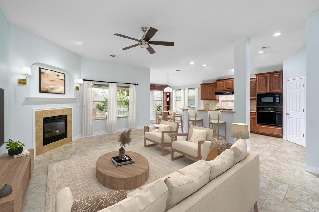 150 Saint Richie LN, Austin, TX 78737