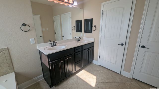 8203 Mystic Chase, Boerne, TX 78015