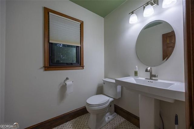 2064 Palmer CT Court, Lawrenceville, GA 30043