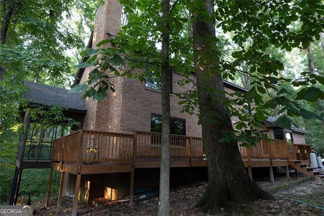 2064 Palmer CT Court, Lawrenceville, GA 30043