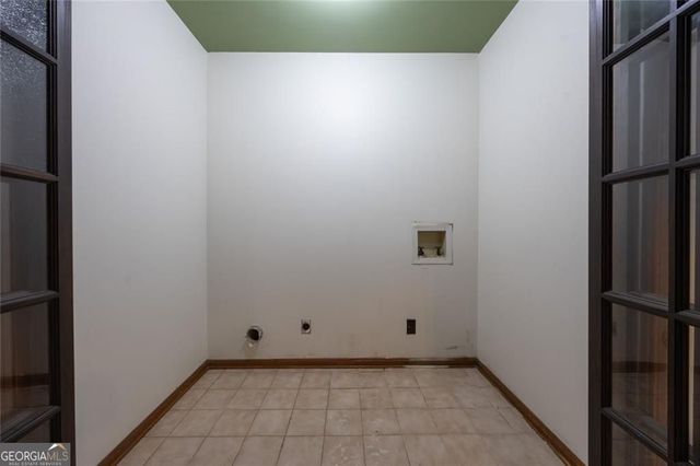2064 Palmer CT Court, Lawrenceville, GA 30043