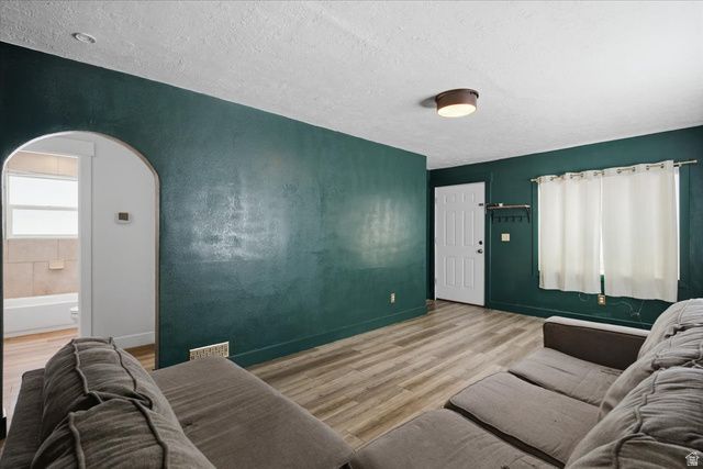 3555 S PORTER AVE, Ogden, UT 84403