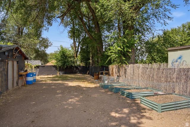 3555 S PORTER AVE, Ogden, UT 84403
