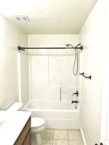 929 Eagle Cliff Drive, Norman, OK 73072