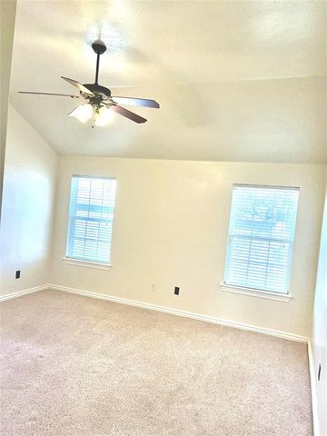 929 Eagle Cliff Drive, Norman, OK 73072