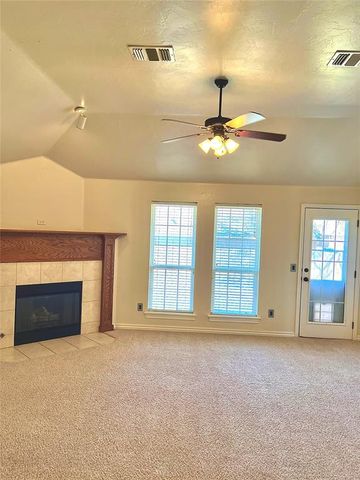 929 Eagle Cliff Drive, Norman, OK 73072