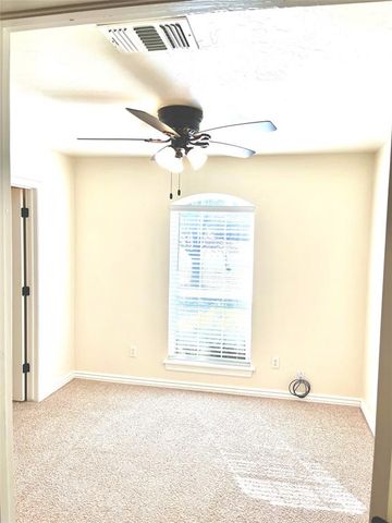 929 Eagle Cliff Drive, Norman, OK 73072