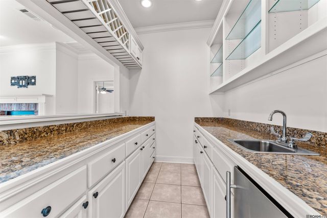 7548 Boyce Dr, Baton Rouge, LA 70809