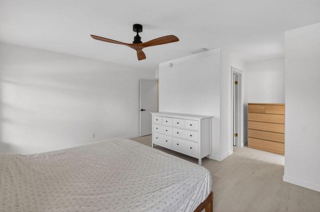 233 SW 28th Avenue, Delray Beach, FL 33445