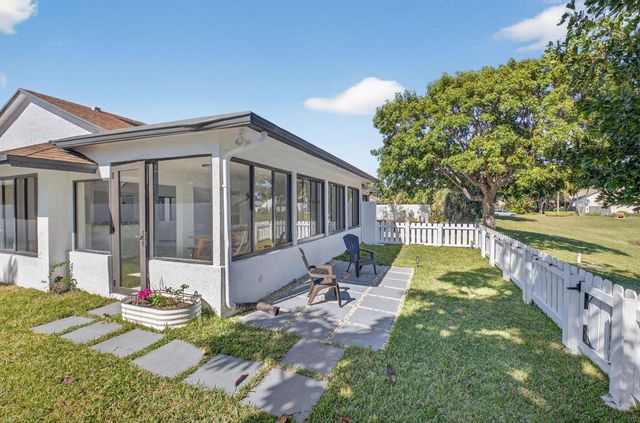 233 SW 28th Avenue, Delray Beach, FL 33445