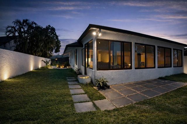 233 SW 28th Avenue, Delray Beach, FL 33445