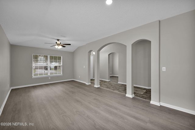 3072 WILLIAMSBURG Court, Orange Park, FL 32065