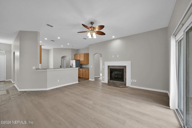 3072 WILLIAMSBURG Court, Orange Park, FL 32065