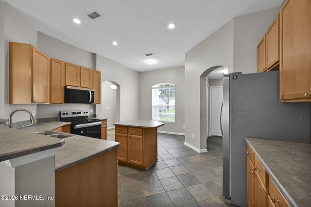 3072 WILLIAMSBURG Court, Orange Park, FL 32065