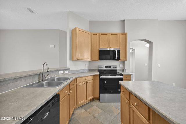 3072 WILLIAMSBURG Court, Orange Park, FL 32065