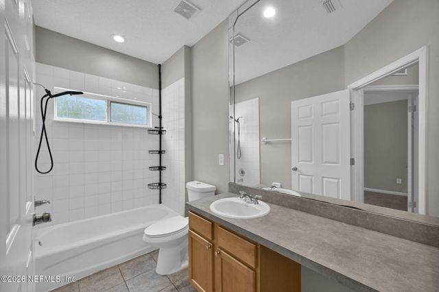 3072 WILLIAMSBURG Court, Orange Park, FL 32065