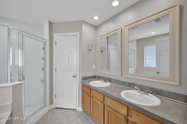 3072 WILLIAMSBURG Court, Orange Park, FL 32065