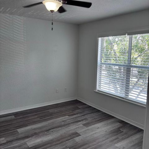 8939 LATREC AVENUE 1303, Orlando, FL 32819