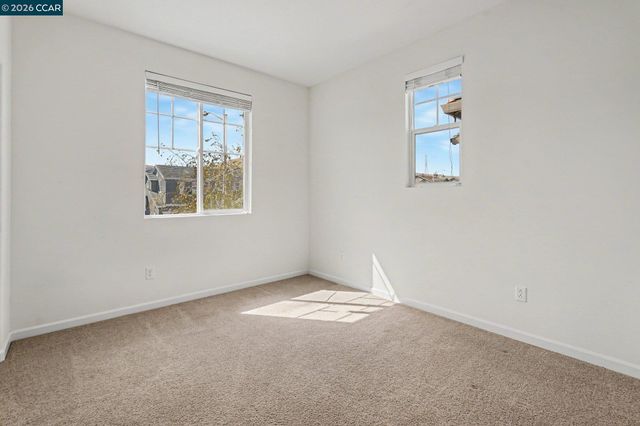 1043 Ashbridge Bay Dr, Pittsburg, CA 94565