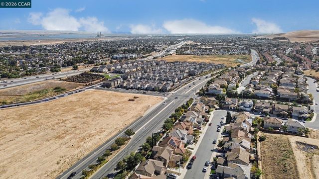 1043 Ashbridge Bay Dr, Pittsburg, CA 94565