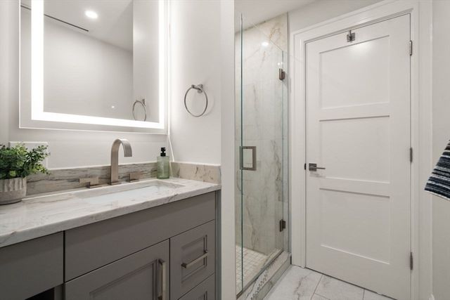 416 Marlborough Street 702, Boston, MA 02115