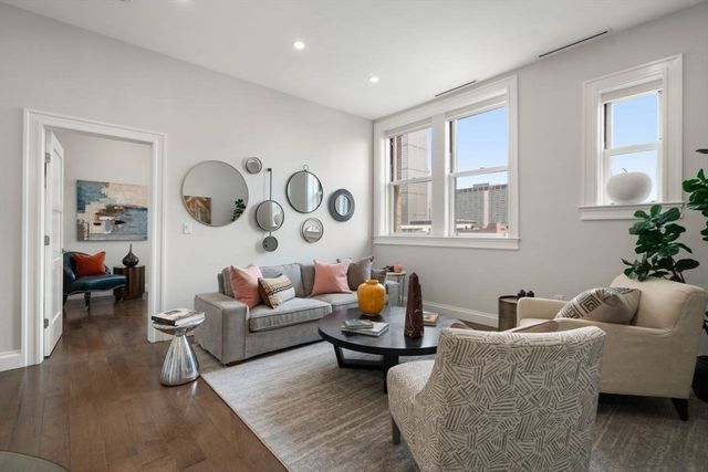 416 Marlborough Street 702, Boston, MA 02115