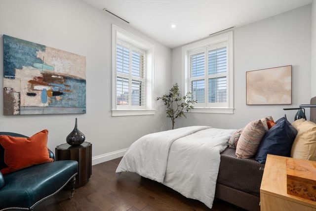 416 Marlborough Street 702, Boston, MA 02115