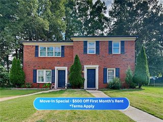 424 Charleston Lane, Lawrenceville, GA 30046
