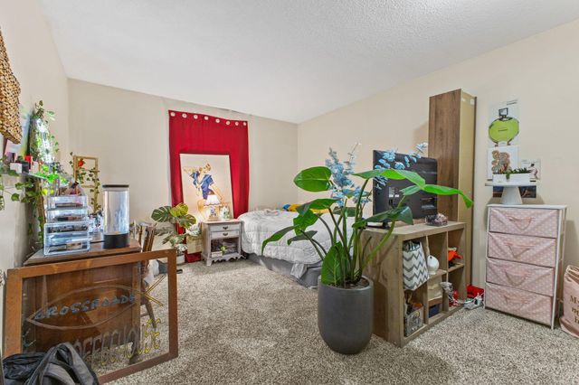 1011 11th Avenue S 8, Hopkins, MN 55343
