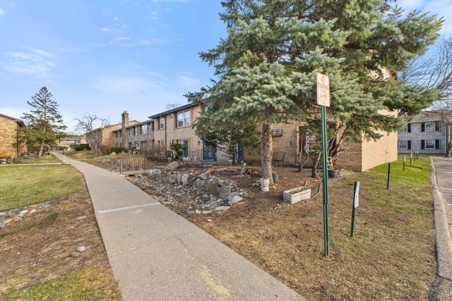 1011 11th Avenue S 8, Hopkins, MN 55343