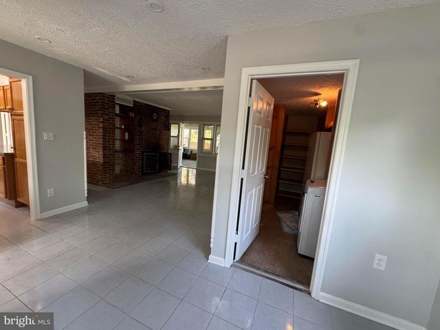 9907 WOODLAND DR, Silver Spring, MD 20902