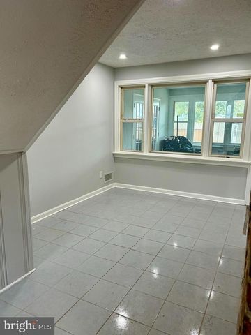 9907 WOODLAND DR, Silver Spring, MD 20902
