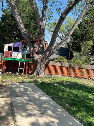 9907 WOODLAND DR, Silver Spring, MD 20902
