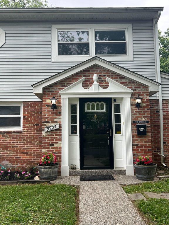 Image 49 of property listing at 9907 WOODLAND DR, Silver Spring, MD 20902