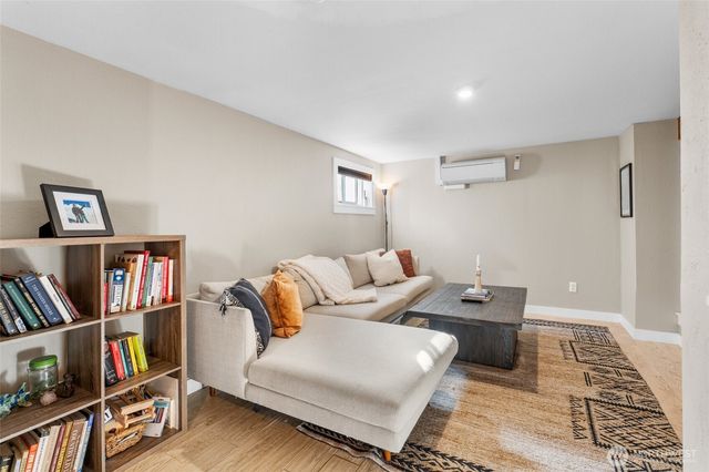 2183 NE 3rd Avenue, Camas, WA 98607