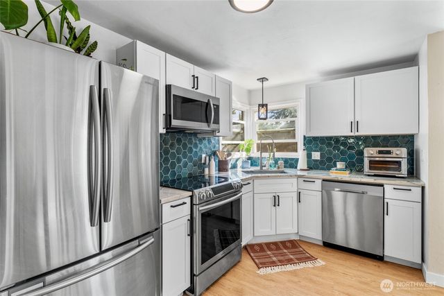 2183 NE 3rd Avenue, Camas, WA 98607