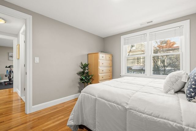 111 Fayette St 2, Watertown, MA 02472