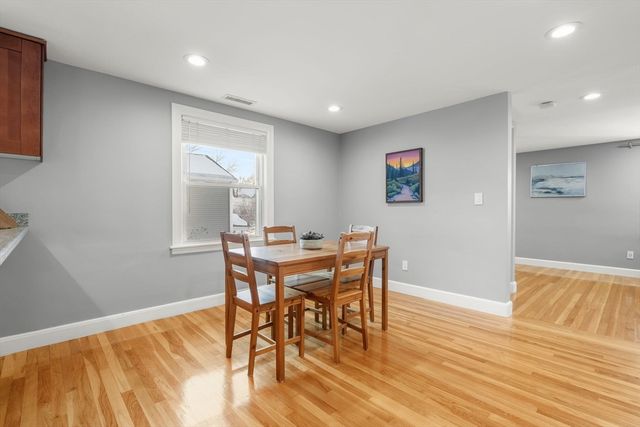 111 Fayette St 2, Watertown, MA 02472