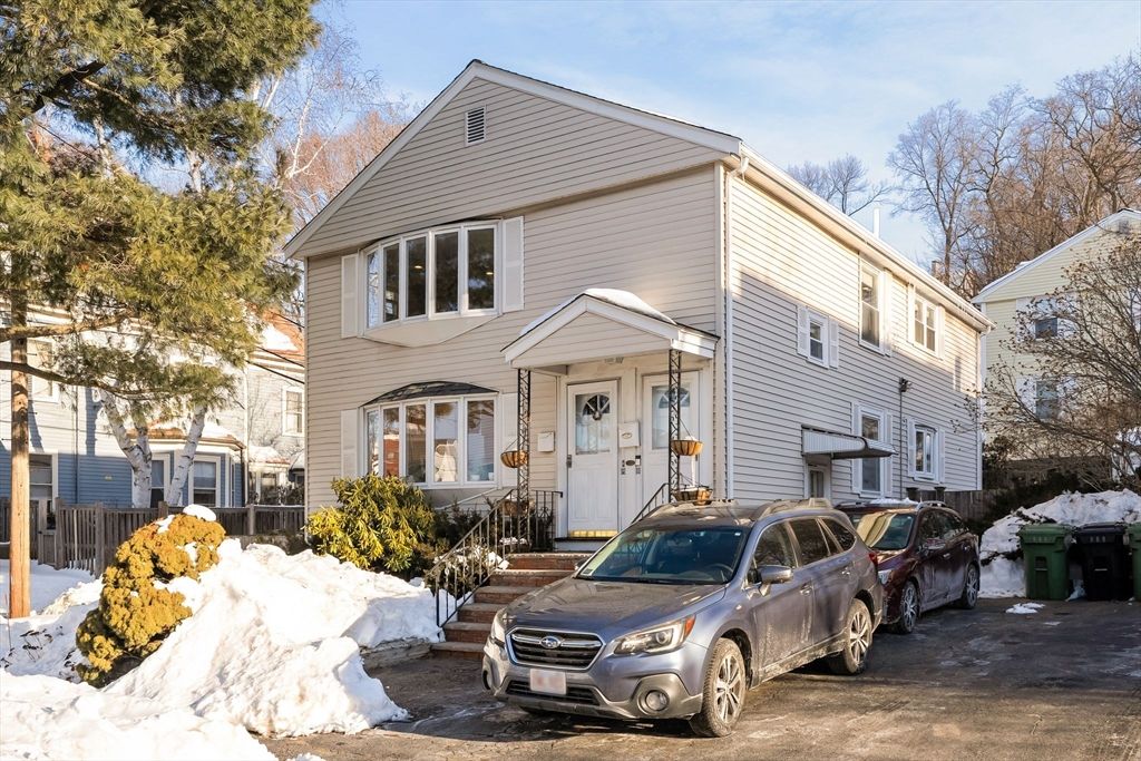 111 Fayette St 2, Watertown, MA 02472