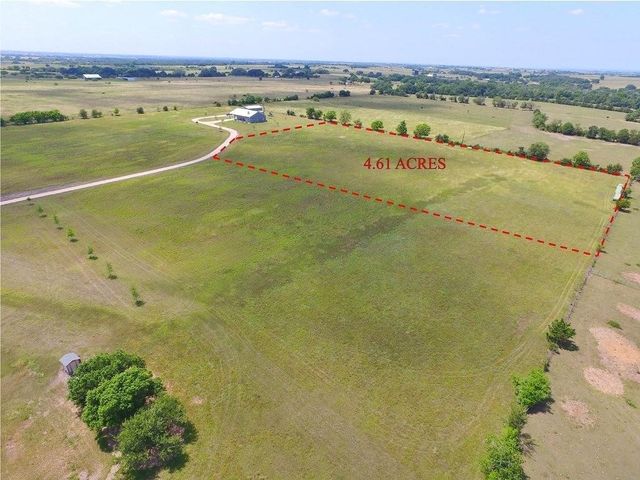 1114 Creekside Lane, Weimar, TX 78962