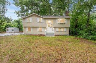 26 Davidson Avenue, Merrimack, NH 03054