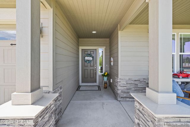 3665 N Croghan DR, Post Falls, ID 83854