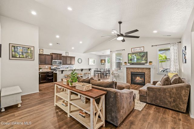 3665 N Croghan DR, Post Falls, ID 83854