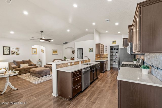 3665 N Croghan DR, Post Falls, ID 83854
