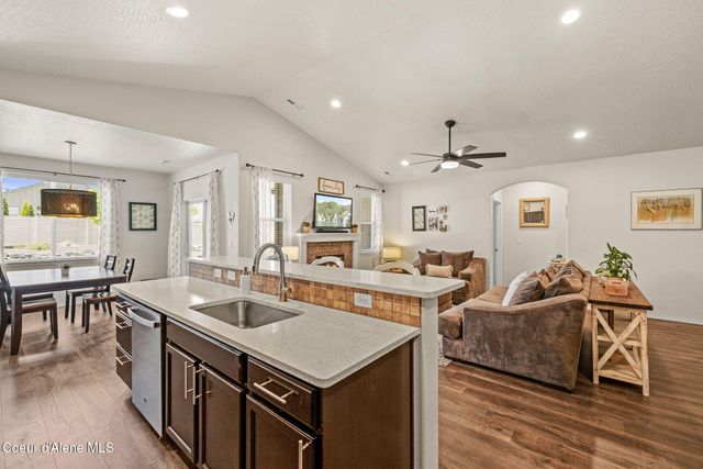 3665 N Croghan DR, Post Falls, ID 83854
