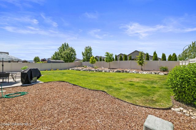 3665 N Croghan DR, Post Falls, ID 83854