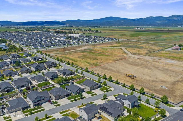 3665 N Croghan DR, Post Falls, ID 83854
