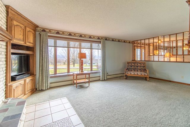 99 Ingalls Drive, Irasburg, VT 05845