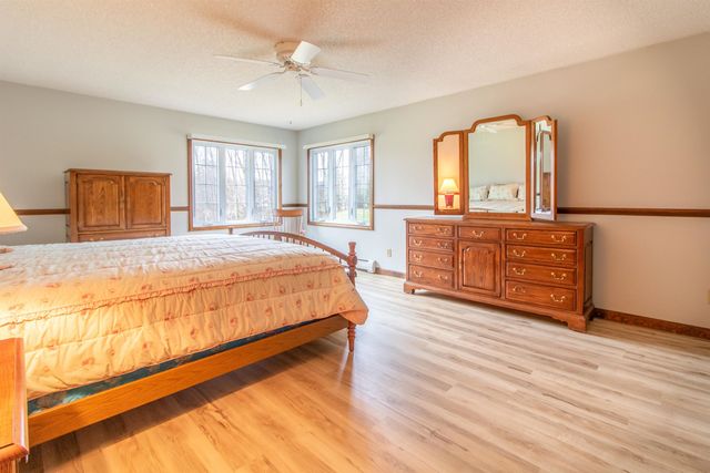 99 Ingalls Drive, Irasburg, VT 05845